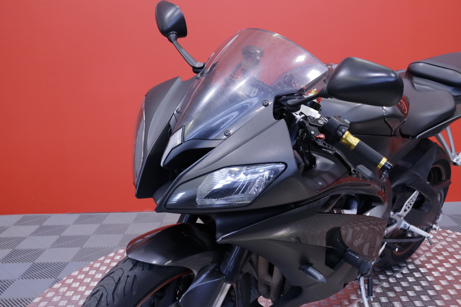 Yamaha - YZF-R6 - // Akrapovic Slipari / Uudet renkaat / Suomi-Pyörä / Kaatumatapit // - Moottoripyörä