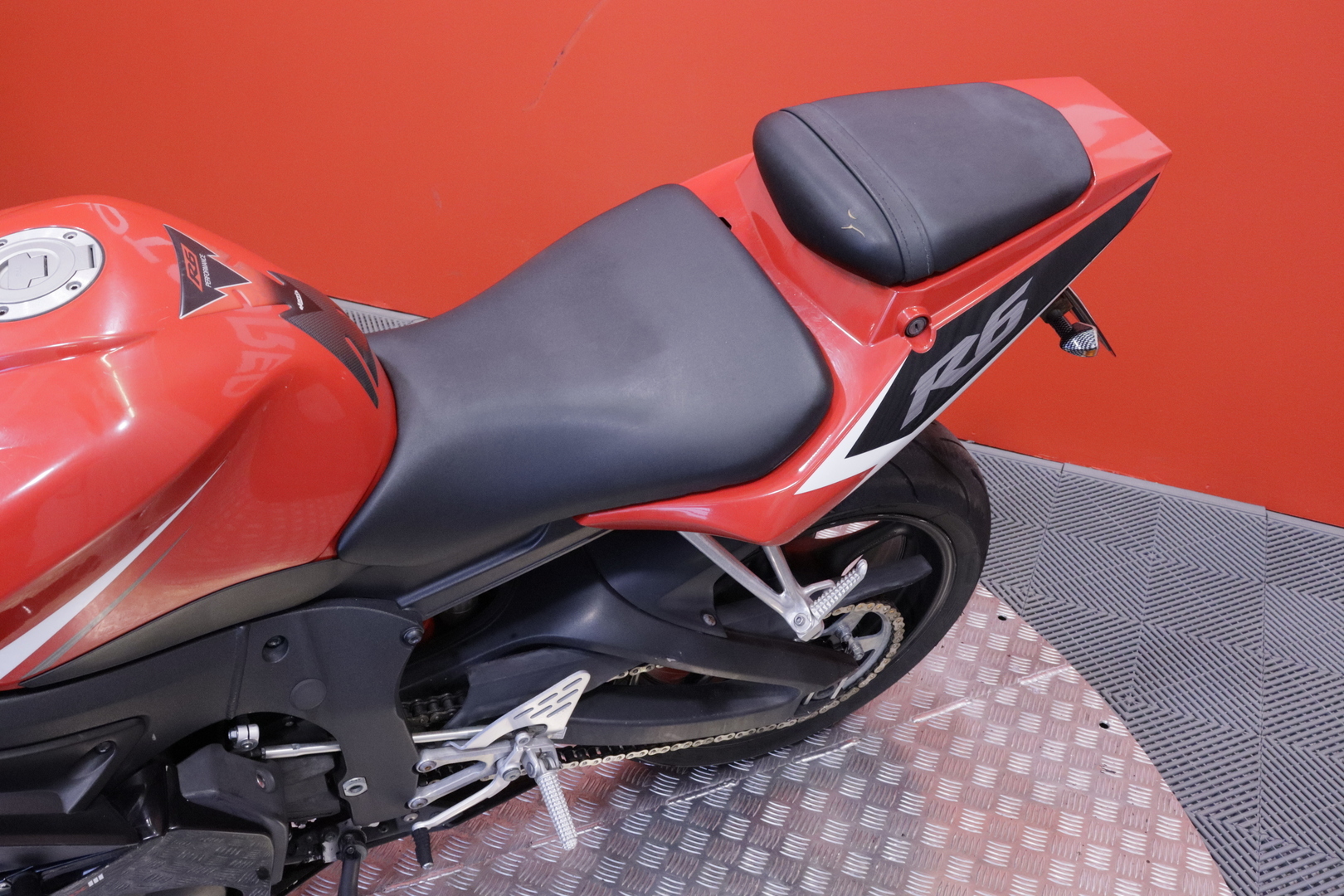 Yamaha - YZF-R6 - // MIVV Slipari / Öhlins ohjausiskari // - Moottoripyörä