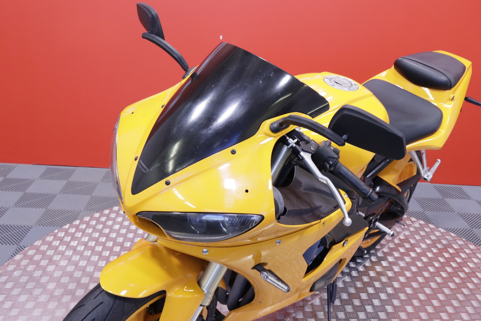 Yamaha - YZF-R6 - // Suomi-pyörä / Shifter / Leovince SBK // - Moottoripyörä