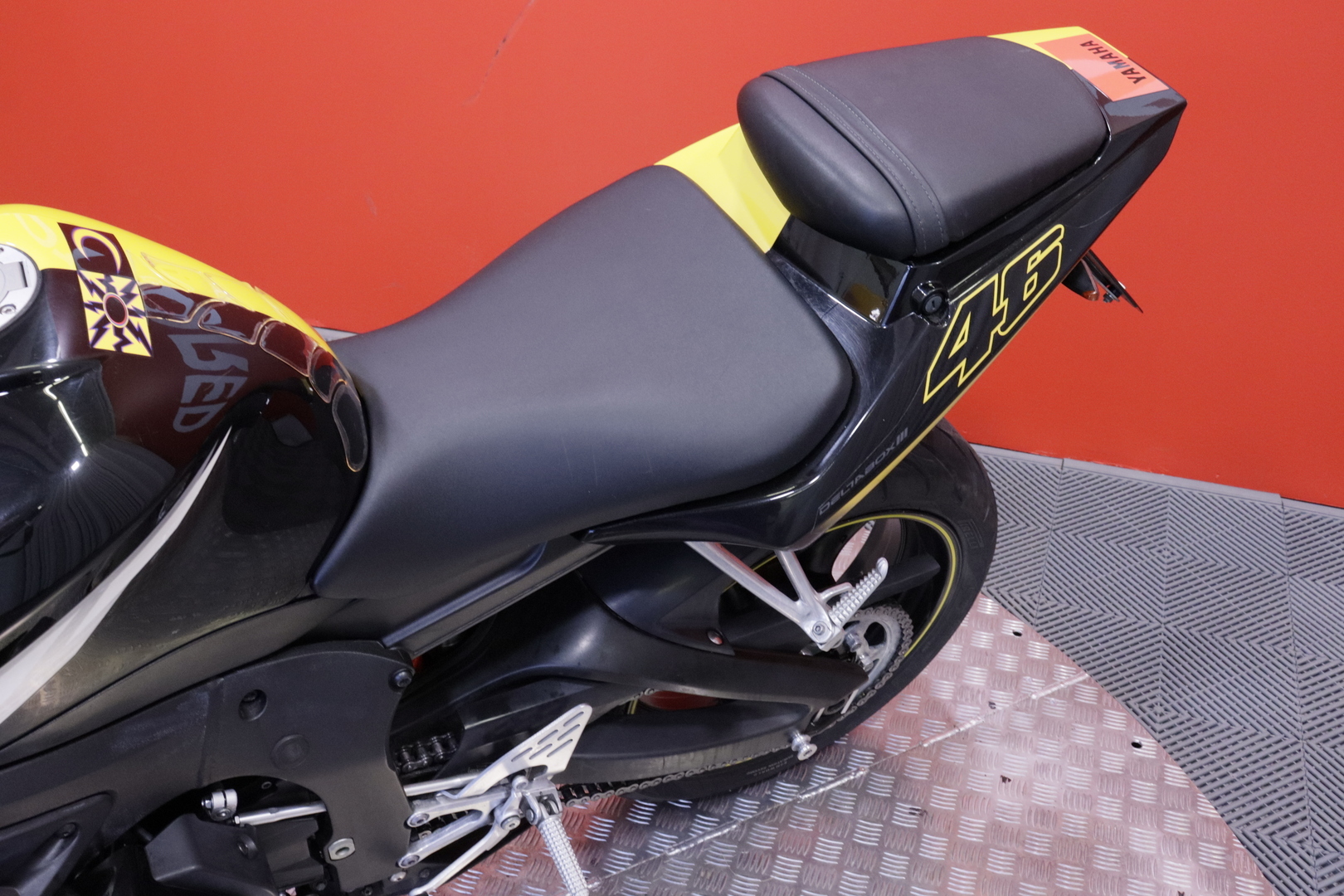 Yamaha - YZF-R6 - Valentino Rossi Edition // Suomi-pyörä / Termignoni // - Moottoripyörä