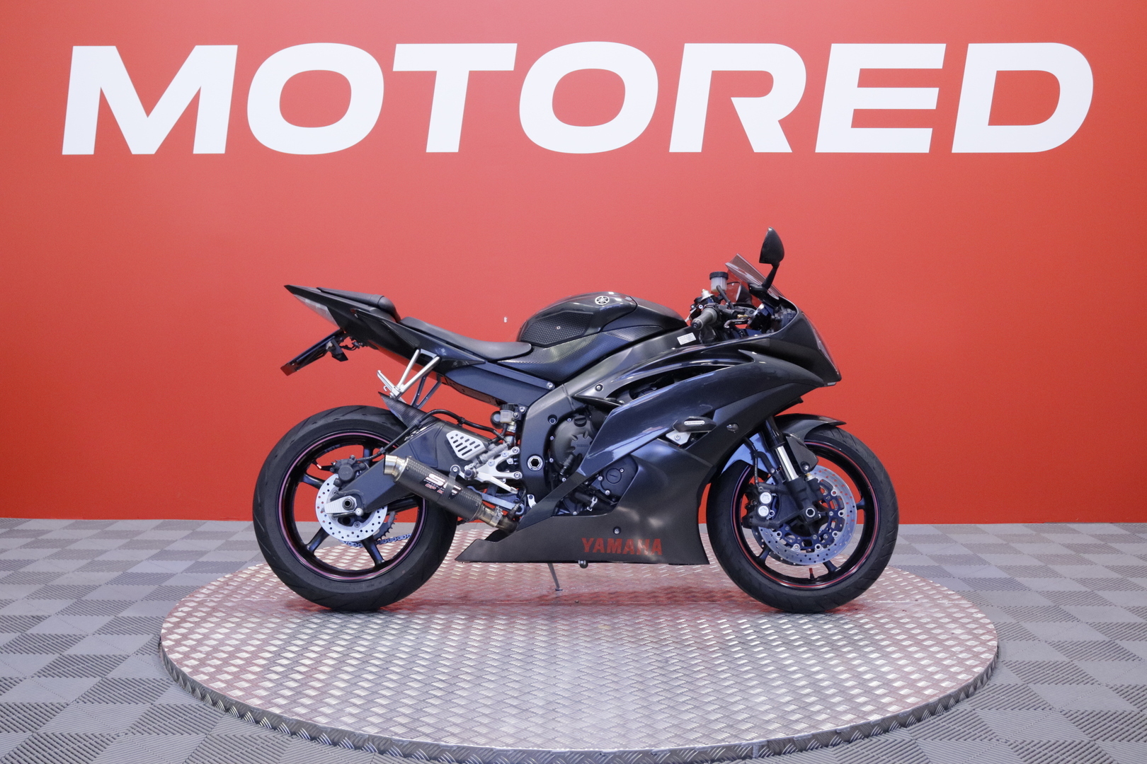 Yamaha - YZF-R6 - // Suomipyörä / Huoltokirja / SC slipari // - Moottoripyörä