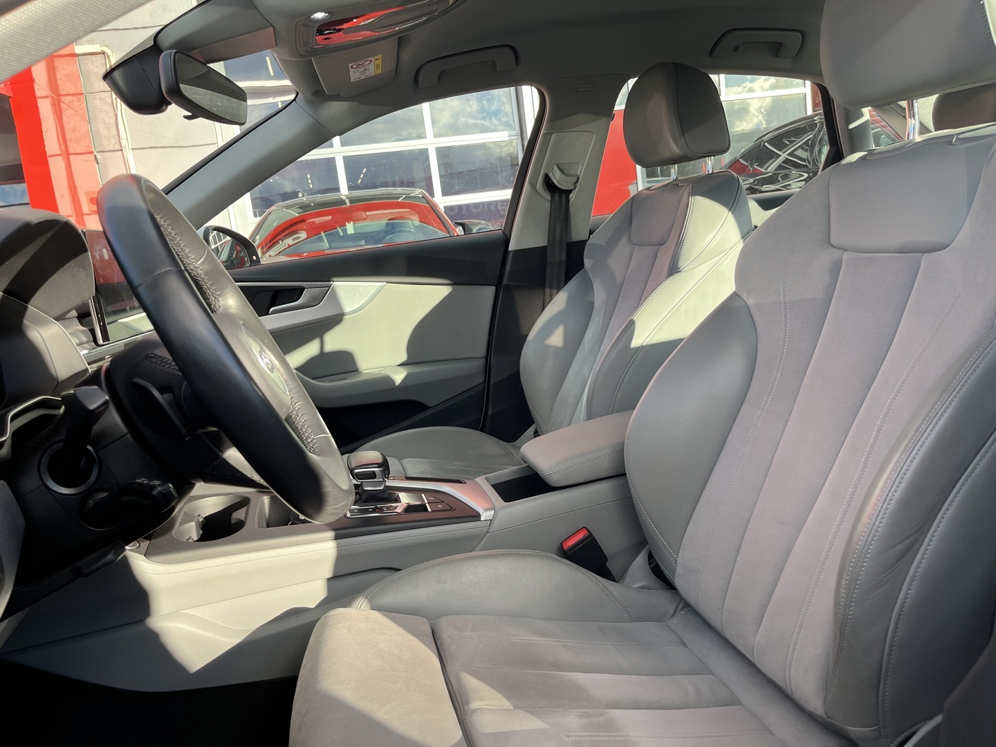 Audi - A4 - Sedan Progress 35 TFSI 110kW MHEV S tronic - Sedan
