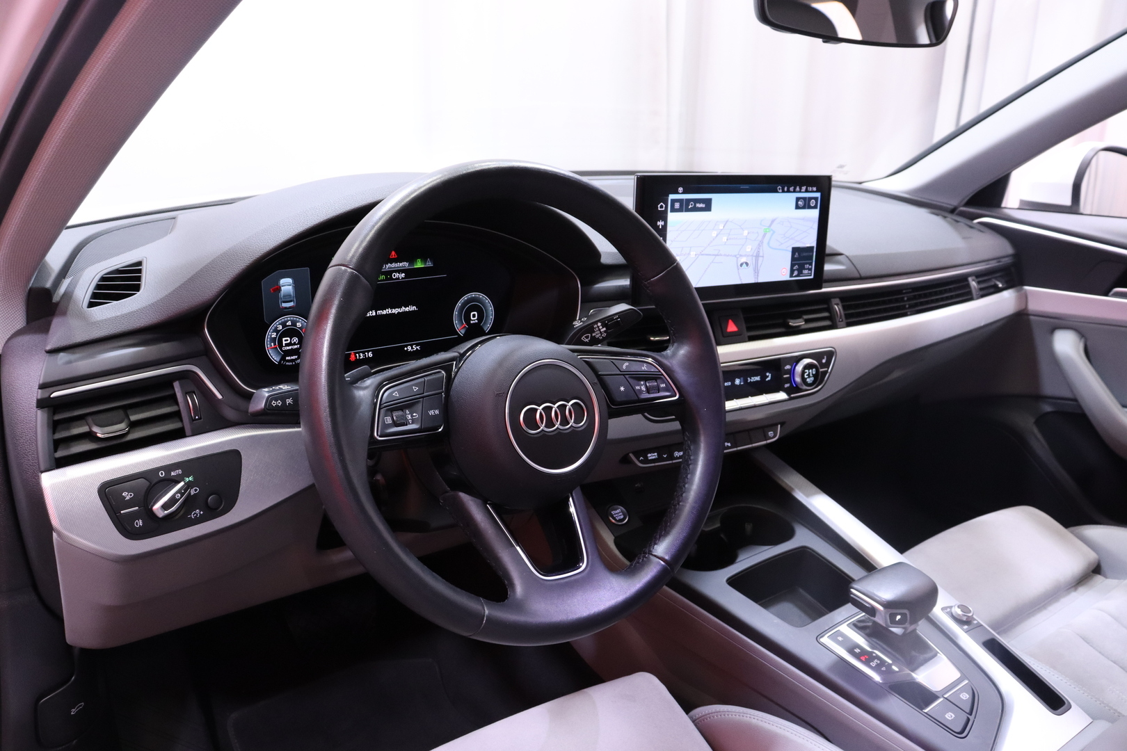 Audi - A4 - Sedan Progress 35 TFSI 110kW MHEV S tronic - Sedan