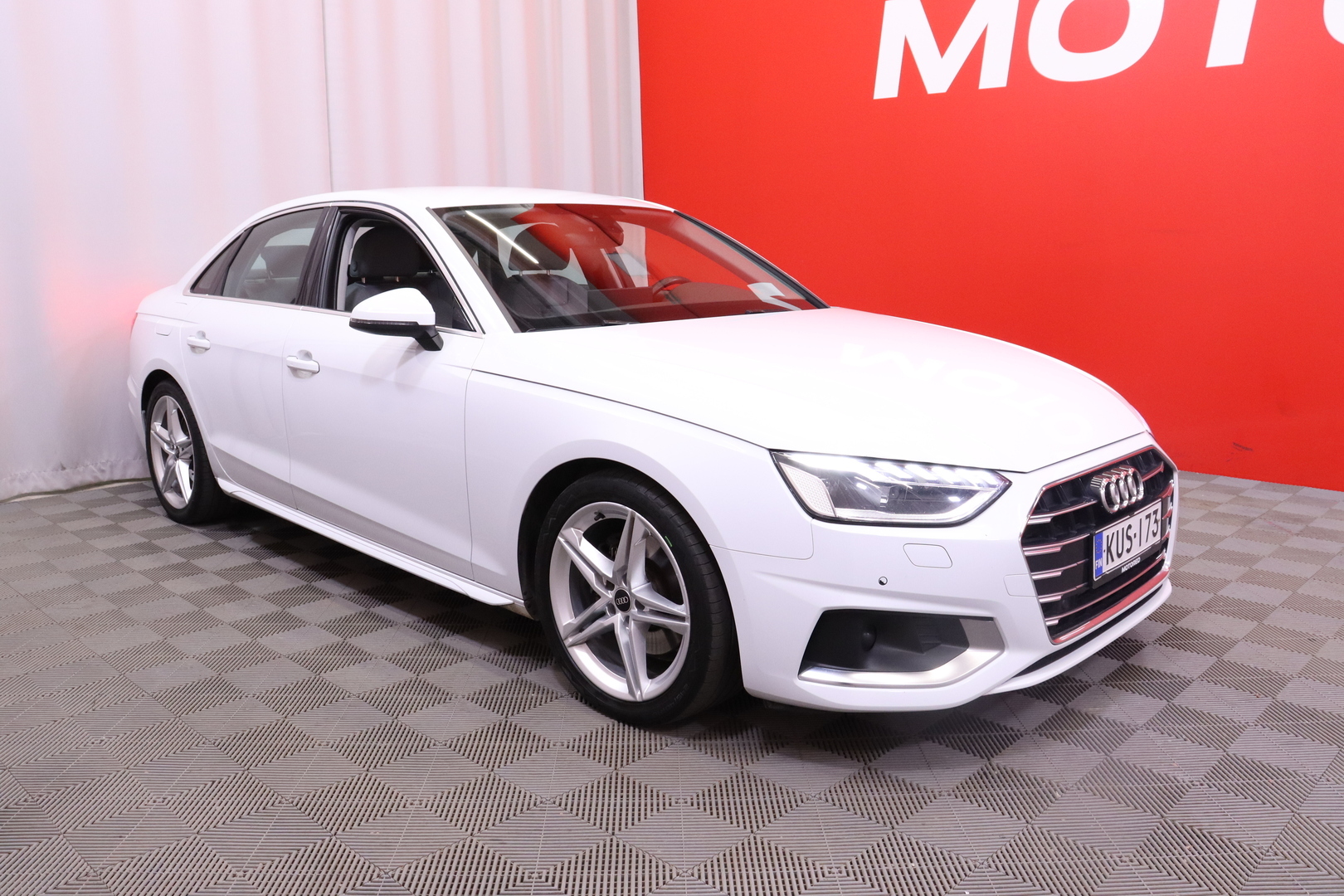 Audi - A4 - Sedan Progress 35 TFSI 110kW MHEV S tronic - Sedan