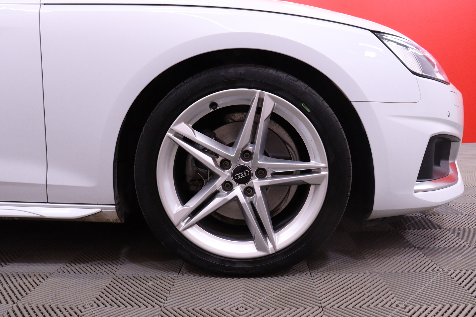 Audi - A4 - Sedan Progress 35 TFSI 110kW MHEV S tronic - Sedan