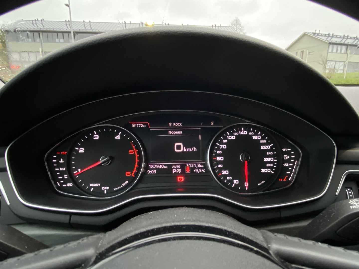 Audi - A4 - Avant Business Sport Comfort S line Edition 2,0 TDI 140 kW quattro S tronic - Farmari