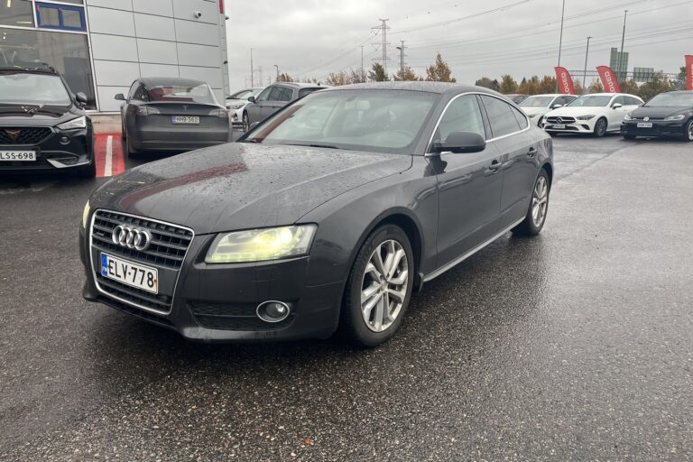 Audi - A5 - Sportback Business 2,0 TFSI 155 kW quattro S tronic-autom. - Viistoperä