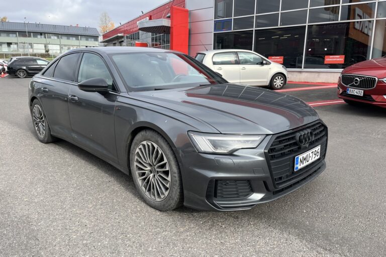 Audi - A6 - Sedan Business Sport 55 TFSI e quattro S tronic S-line - Sedan