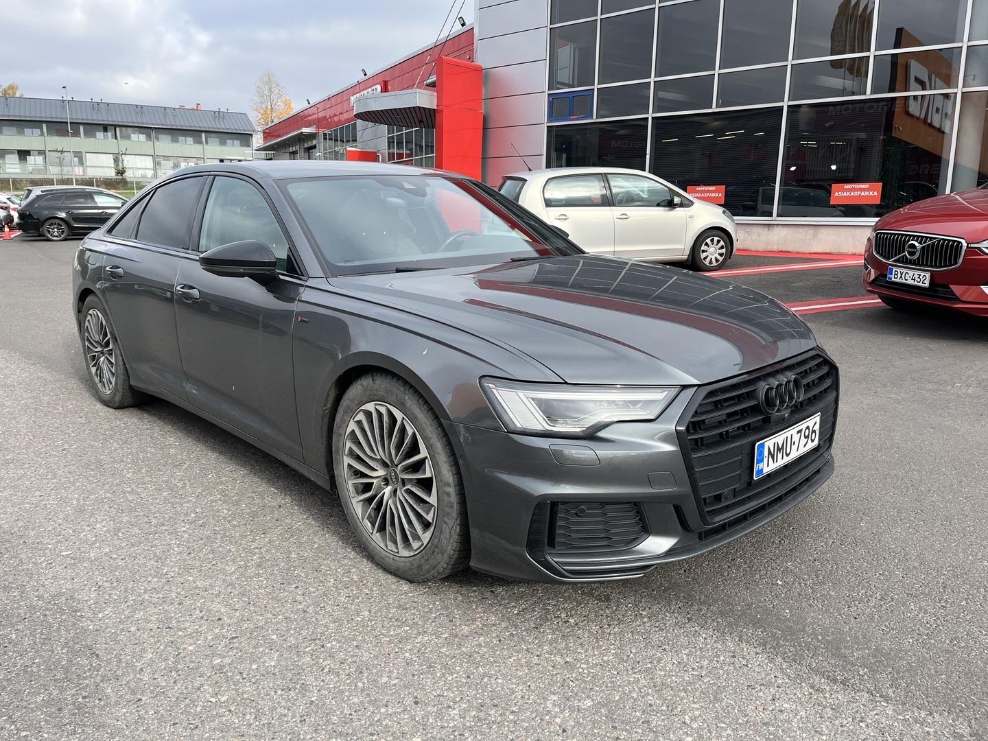 Audi - A6 - Sedan Business Sport 55 TFSI e quattro S tronic S-line - Sedan