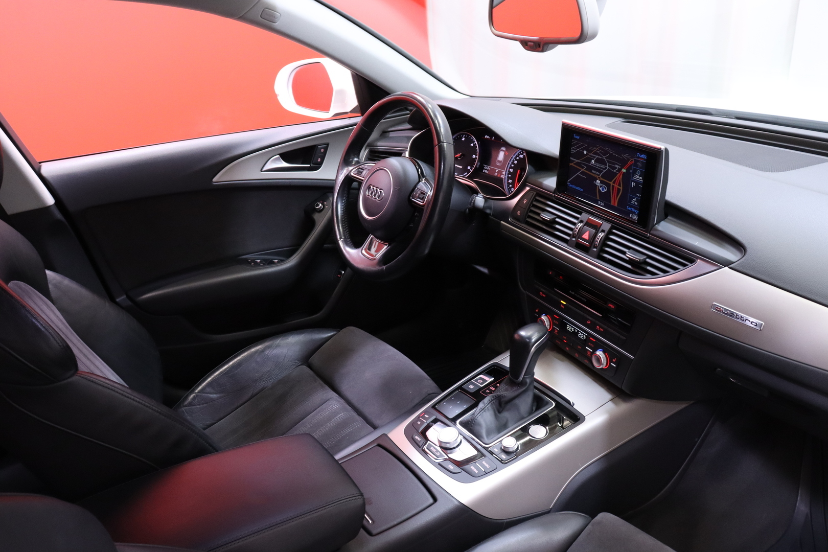 Audi - A6 allroad quattro - Land of quattro 3,0 V6 TDI 140 kW quattro S tronic - Farmari