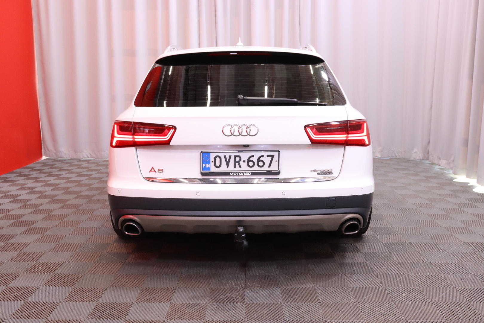 Audi - A6 allroad quattro - Land of quattro 3,0 V6 TDI 140 kW quattro S tronic - Farmari