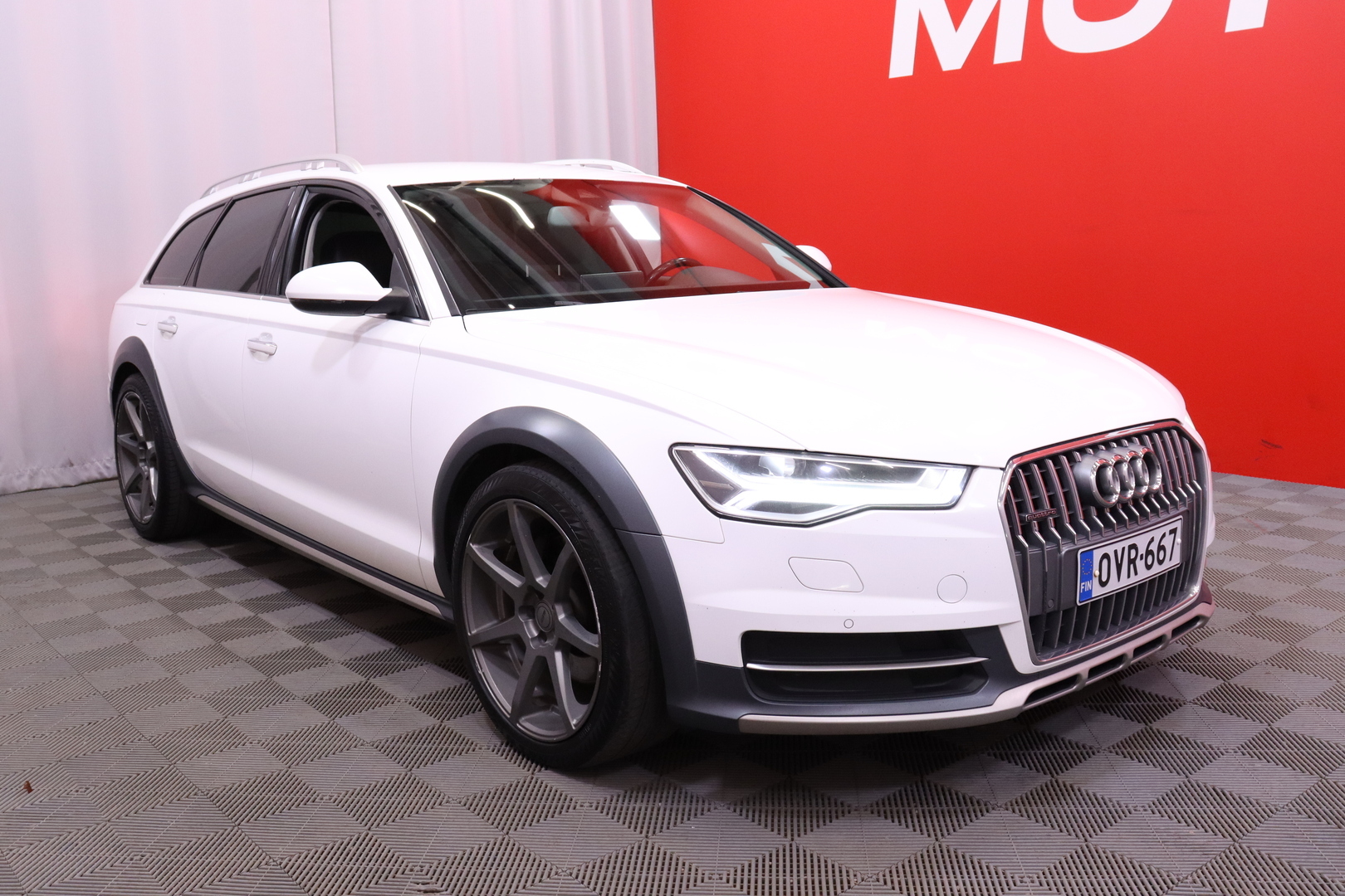 Audi - A6 allroad quattro - Land of quattro 3,0 V6 TDI 140 kW quattro S tronic - Farmari