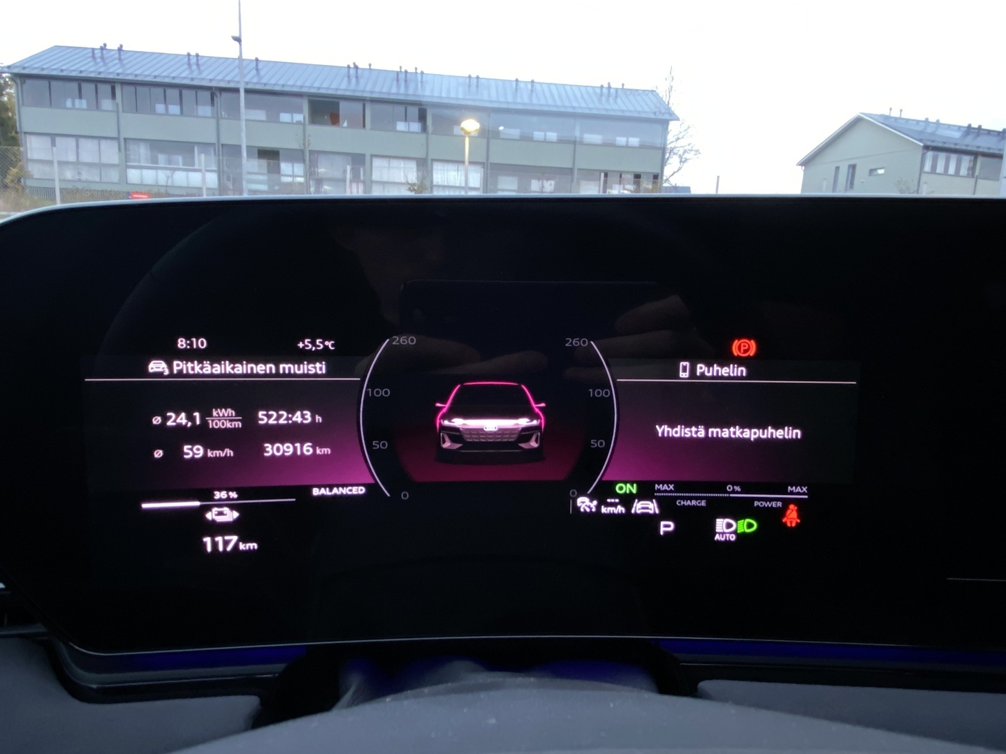 Audi - A6 e-tron - Avant quattro S Line - Maastoauto