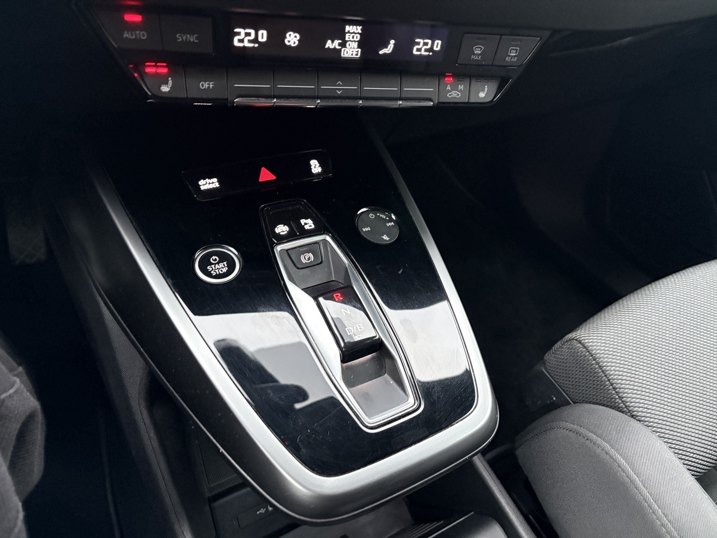 Audi - Q4 e-tron - Q4 40 e-tron - Farmari