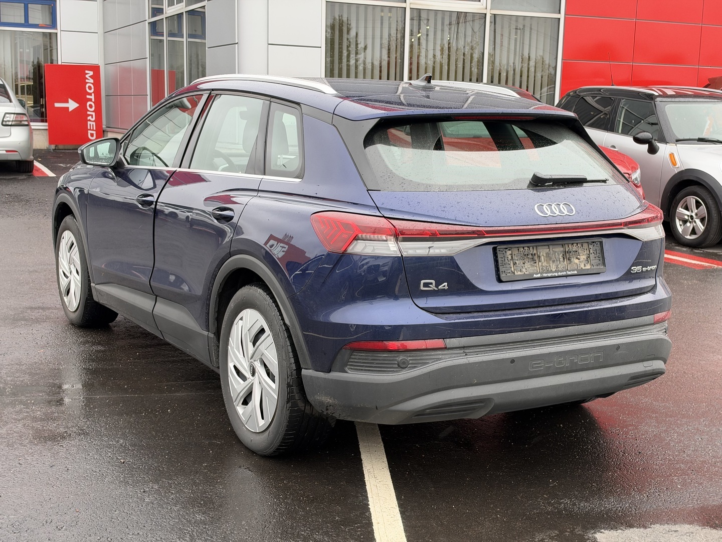 Audi - Q4 e-tron - 35 e-tron - Maastoauto
