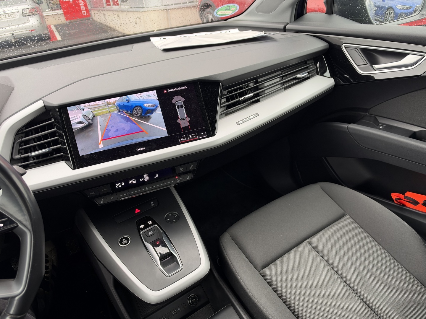 Audi - Q4 e-tron - 35 e-tron - Maastoauto