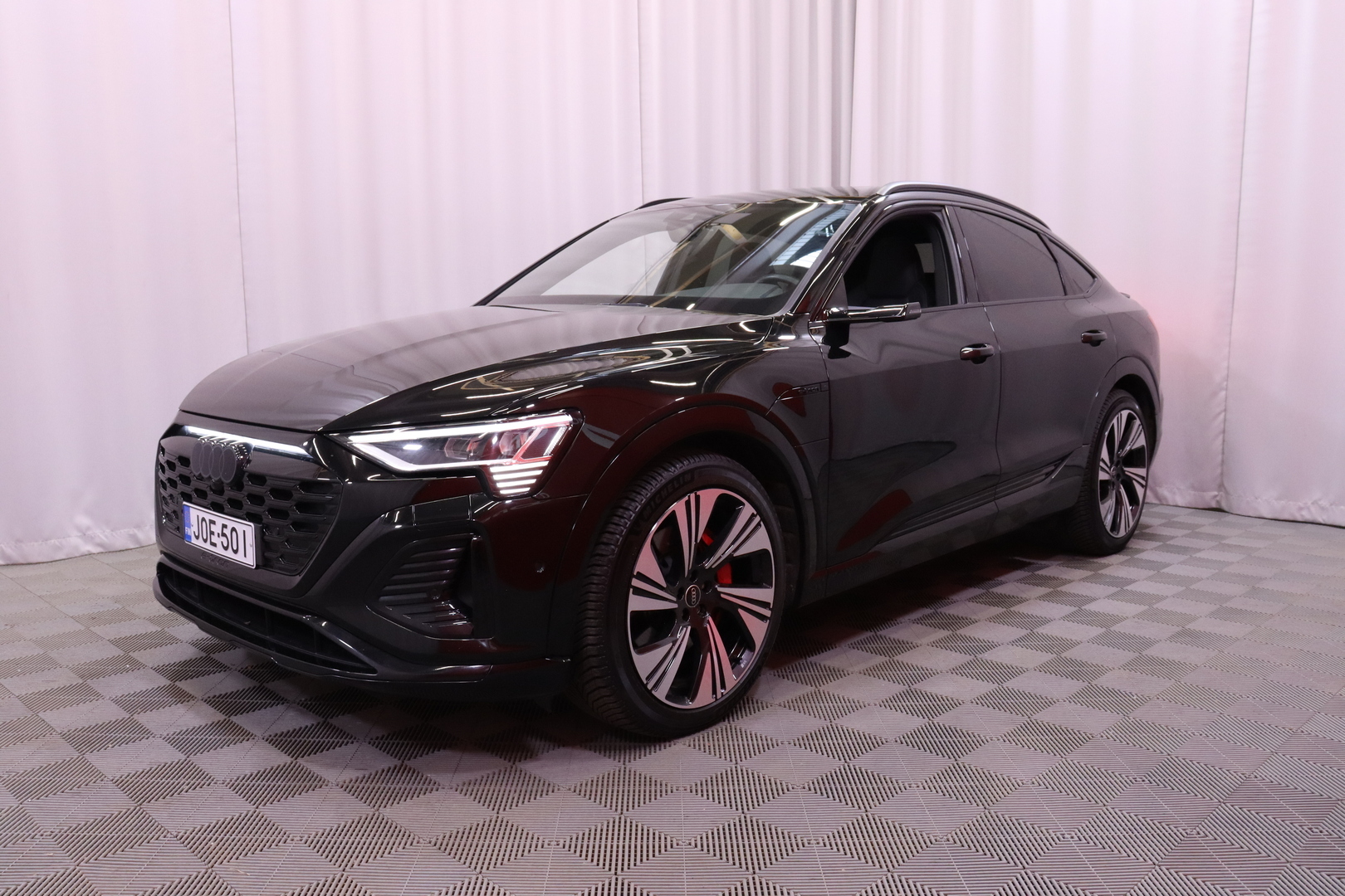 Audi Q8 e-tron 2024, bild 6/40