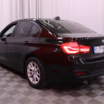 BMW - 318 - F30 Sedan 318i A Business Exclusive - Sedan