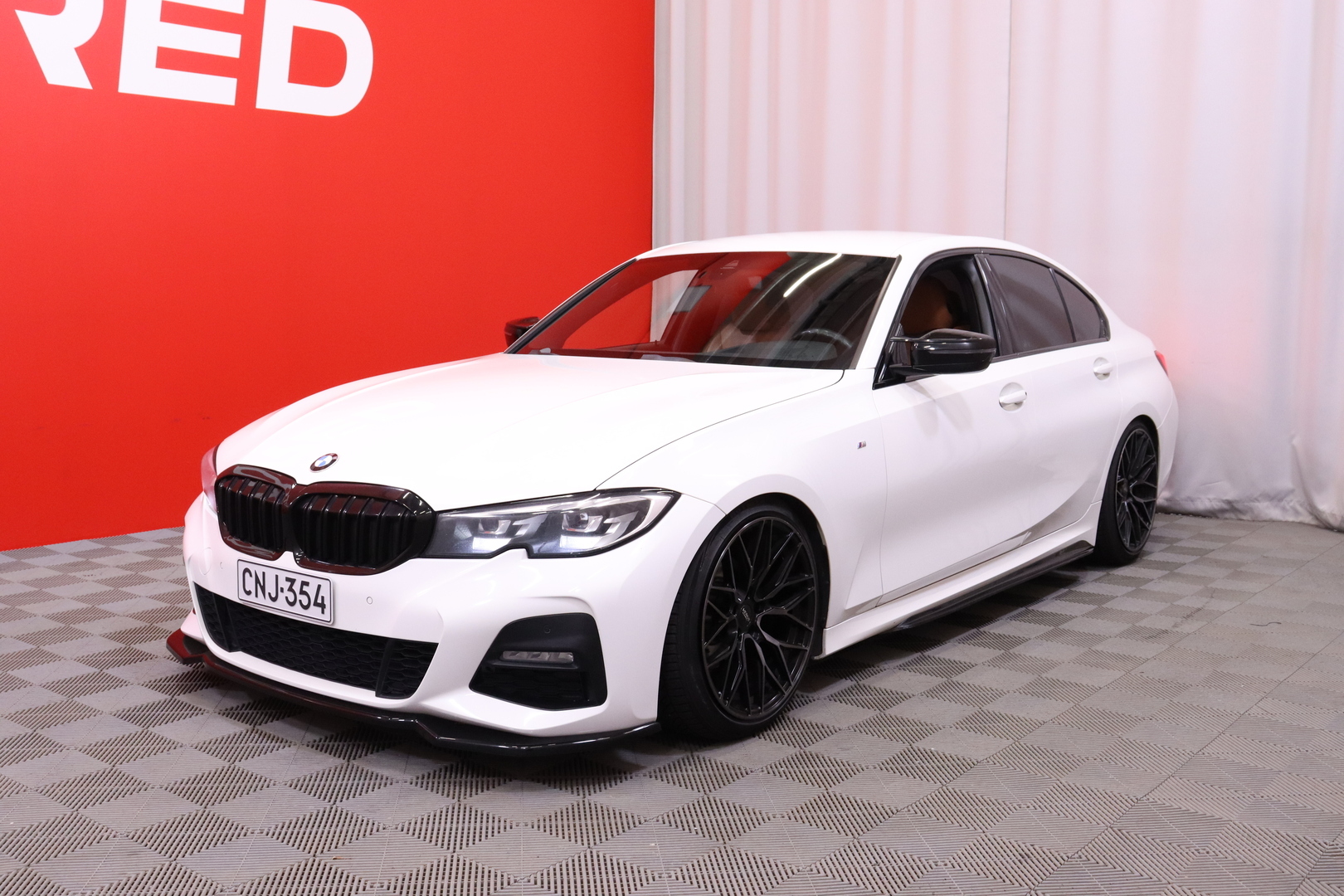 BMW - 320 - G20 Sedan 320d A xDrive Launch Edition M Sport - Sedan