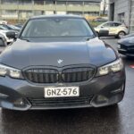 BMW - 330 - G20 Sedan 330e iPerformance Launch Edition Sport - Sedan