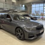 BMW - 330 - G20 Sedan 330e iPerformance Launch Edition M Sport - Sedan