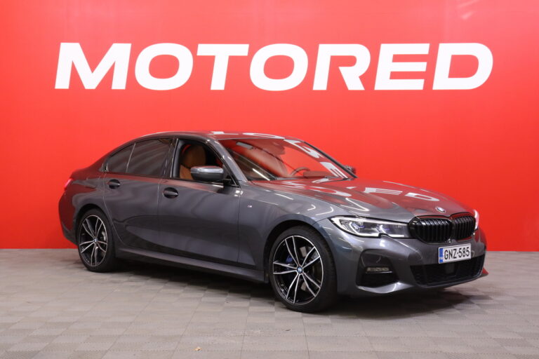 BMW - 330 - G20 Sedan 330e iPerformance Launch Edition M Sport - Sedan