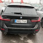 BMW - 330 - G21 Touring 330e xDrive A Charged Edition Sport - Farmari