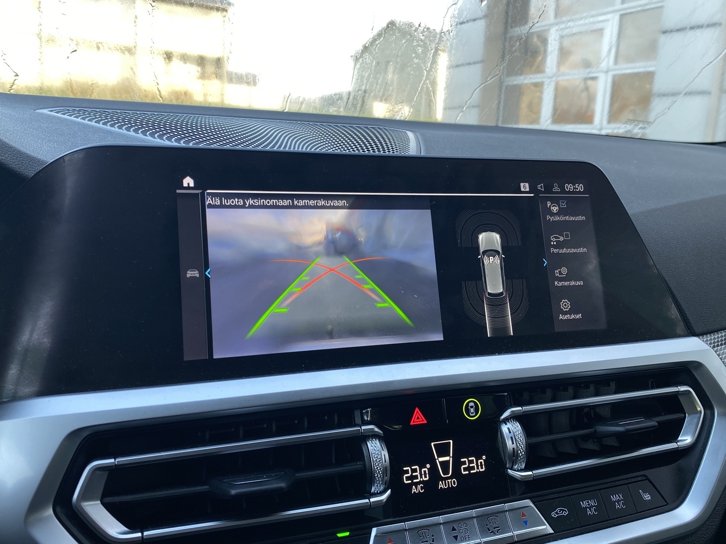 BMW - 330 - G21 Touring 330e xDrive A Charged Edition M Sport - Farmari