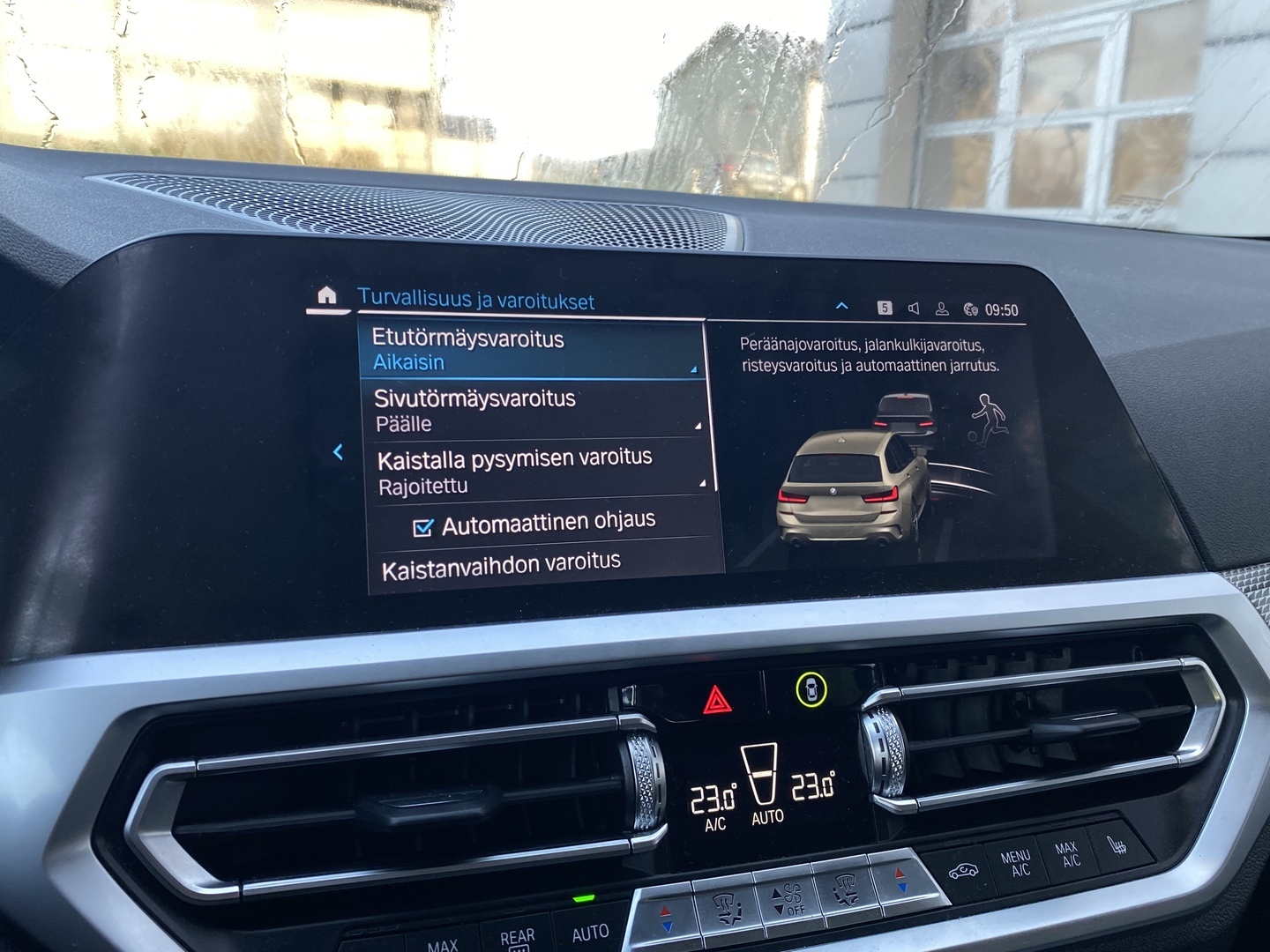 BMW - 330 - G21 Touring 330e xDrive A Charged Edition M Sport - Farmari