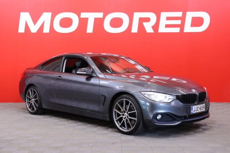 BMW - 428 - F32 Coupe 428i TwinPower Turbo A xDrive Business Automatic Sport - Coupe