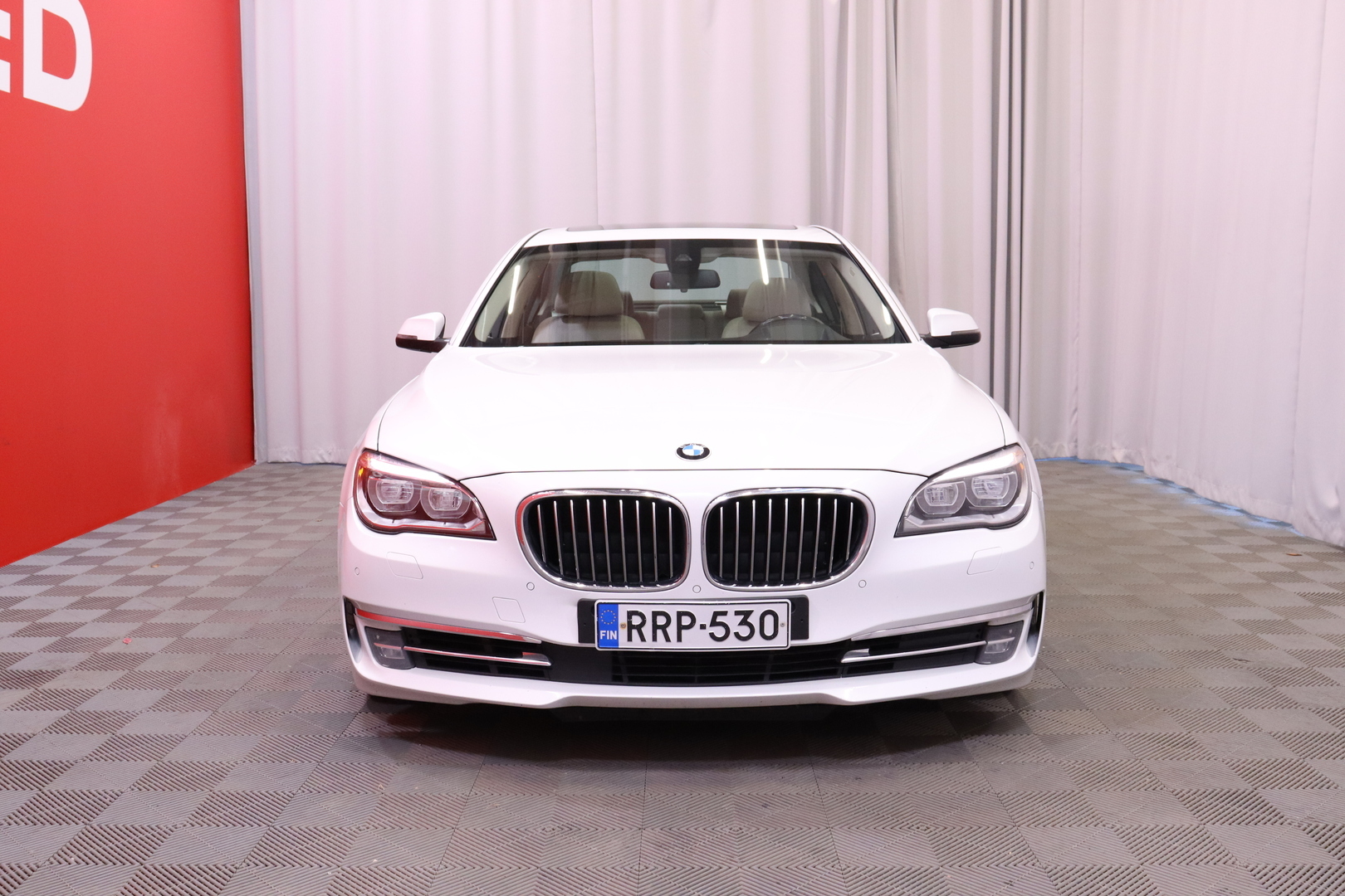 BMW 740 d xDrive 2012, bild 7/41