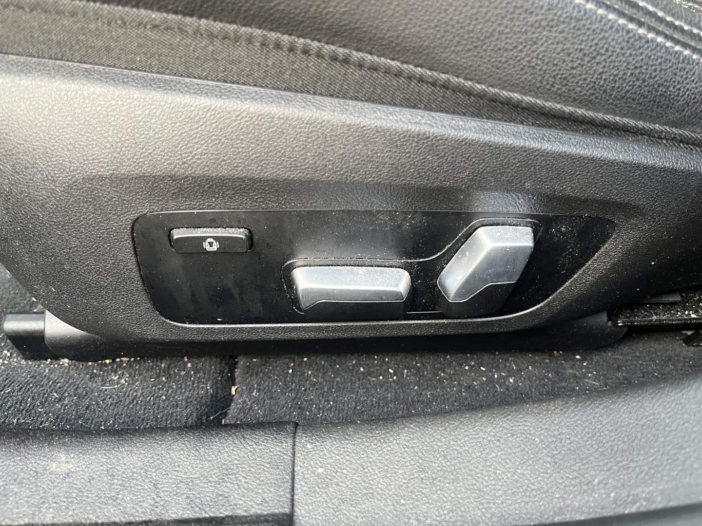 BMW - I4 M50 - Fully Charged - Sedan