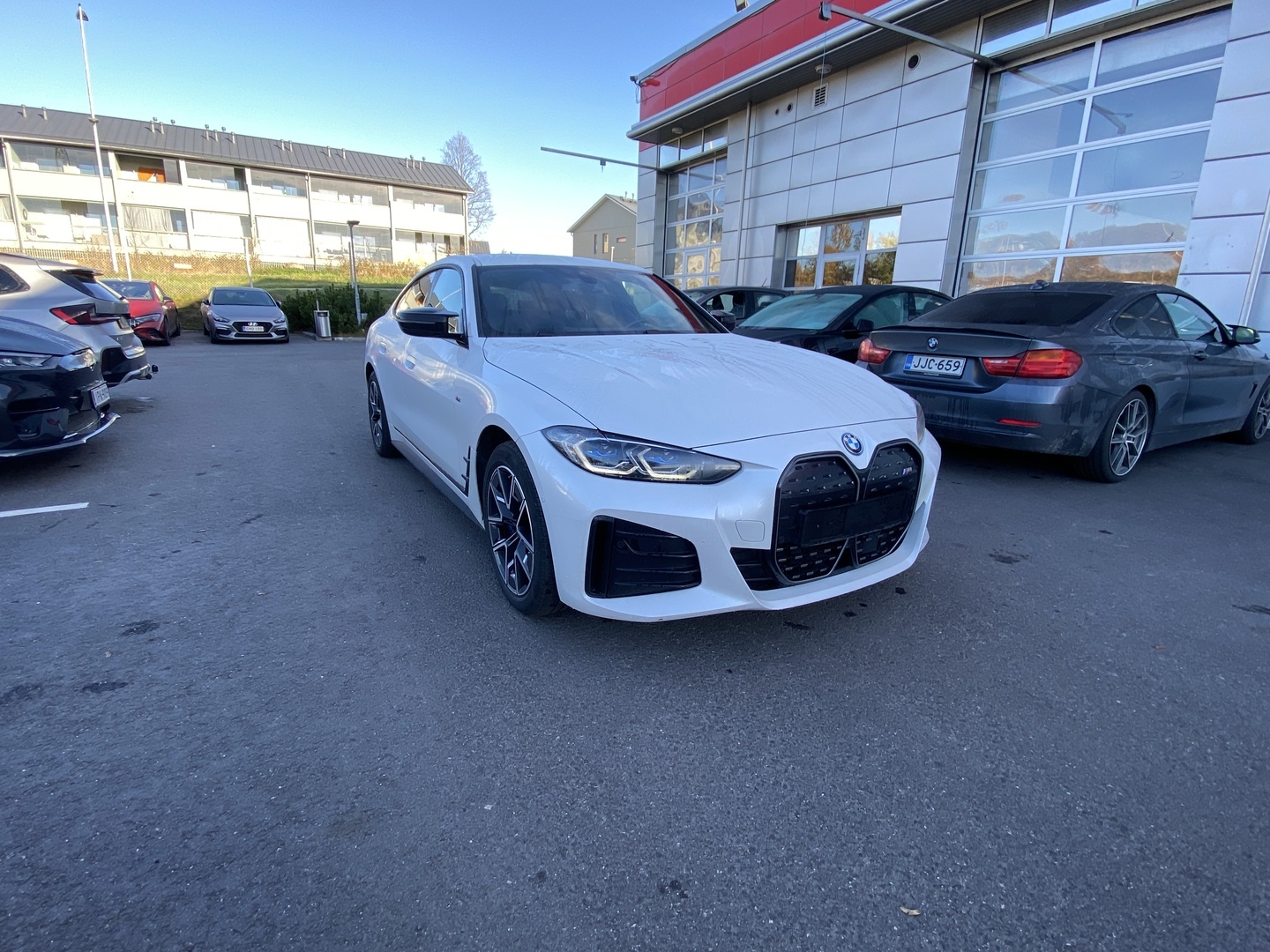 BMW - I4 M50 - Charged - Sedan