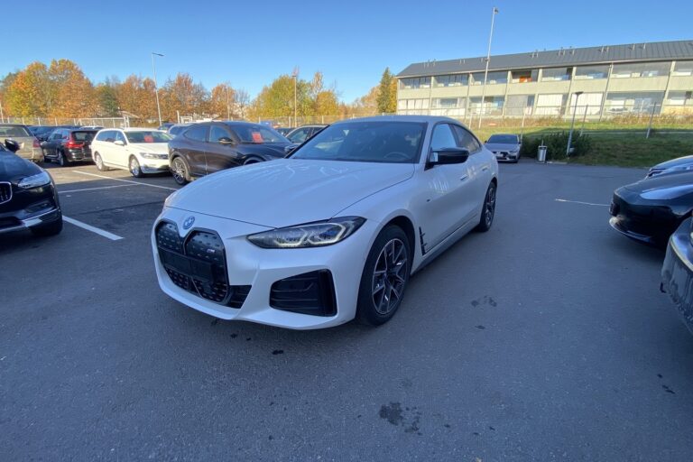 BMW - I4 M50 - Charged - Sedan