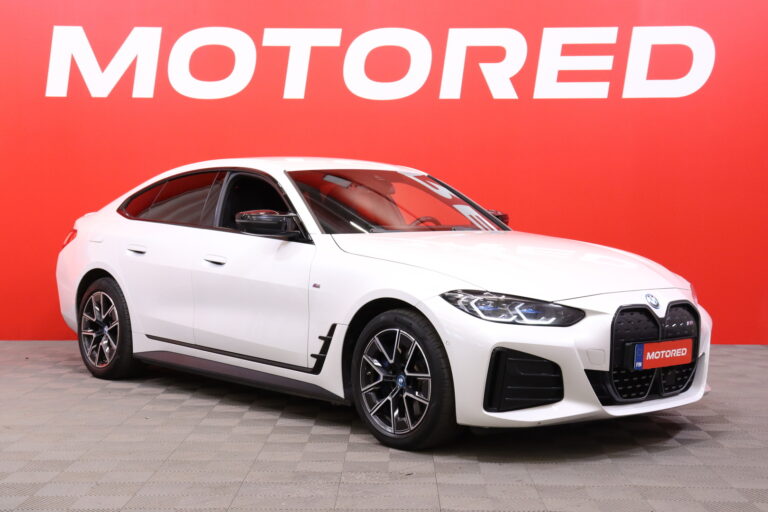 BMW - I4 M50 - Charged - Sedan