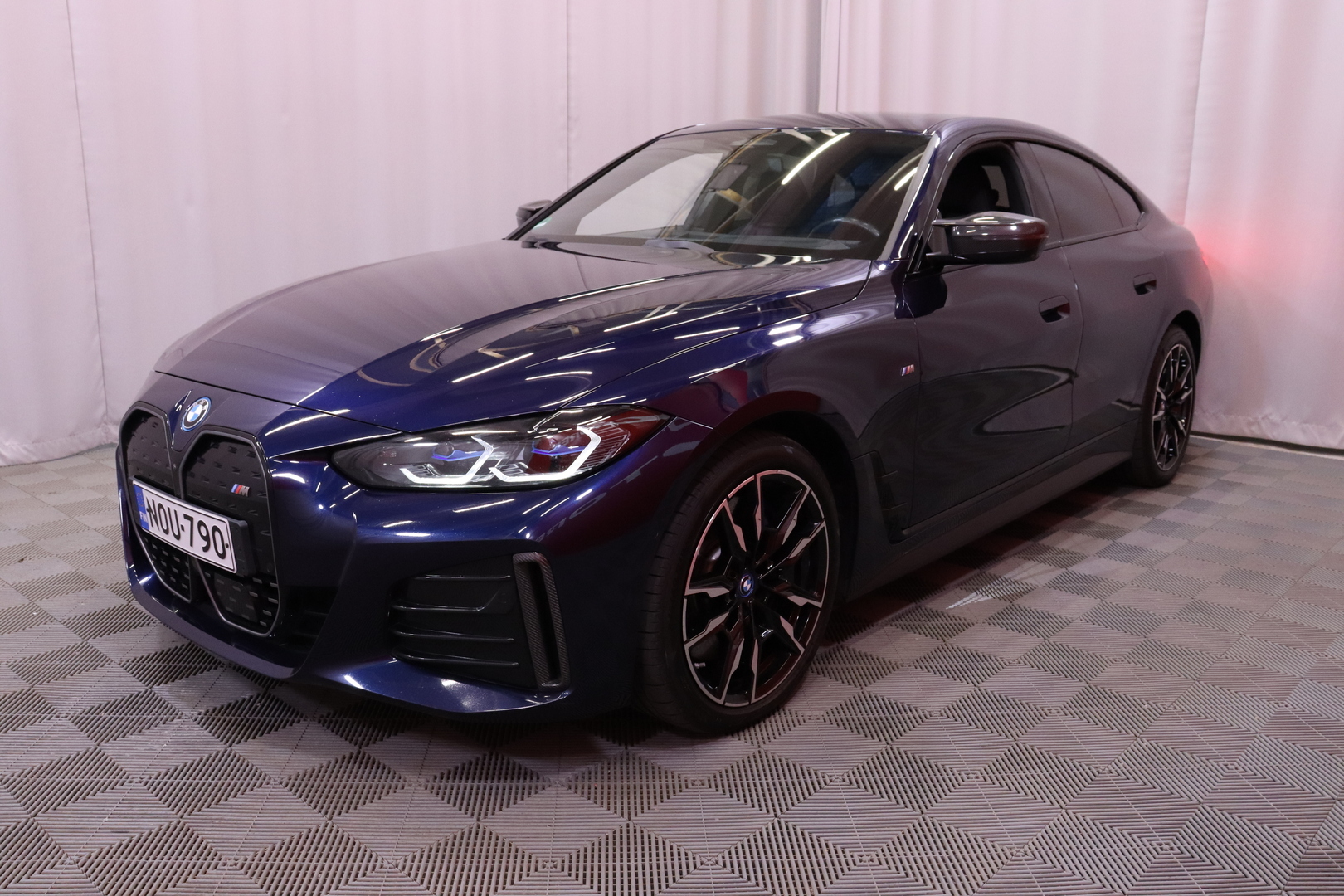 BMW - I4 M50 - Super Charged Motorsport engineering - Sedan