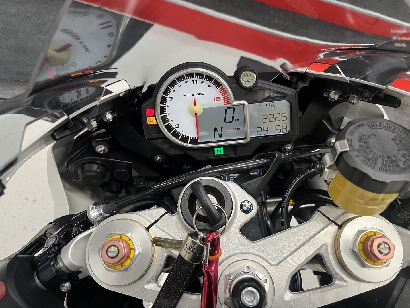 BMW - S - 1000RR // Juuri saapunut! / Suomipyörä / Ratapalikkaa! / Akrapovic / RG Tapit / Tankkilaukku // - Moottoripyörä