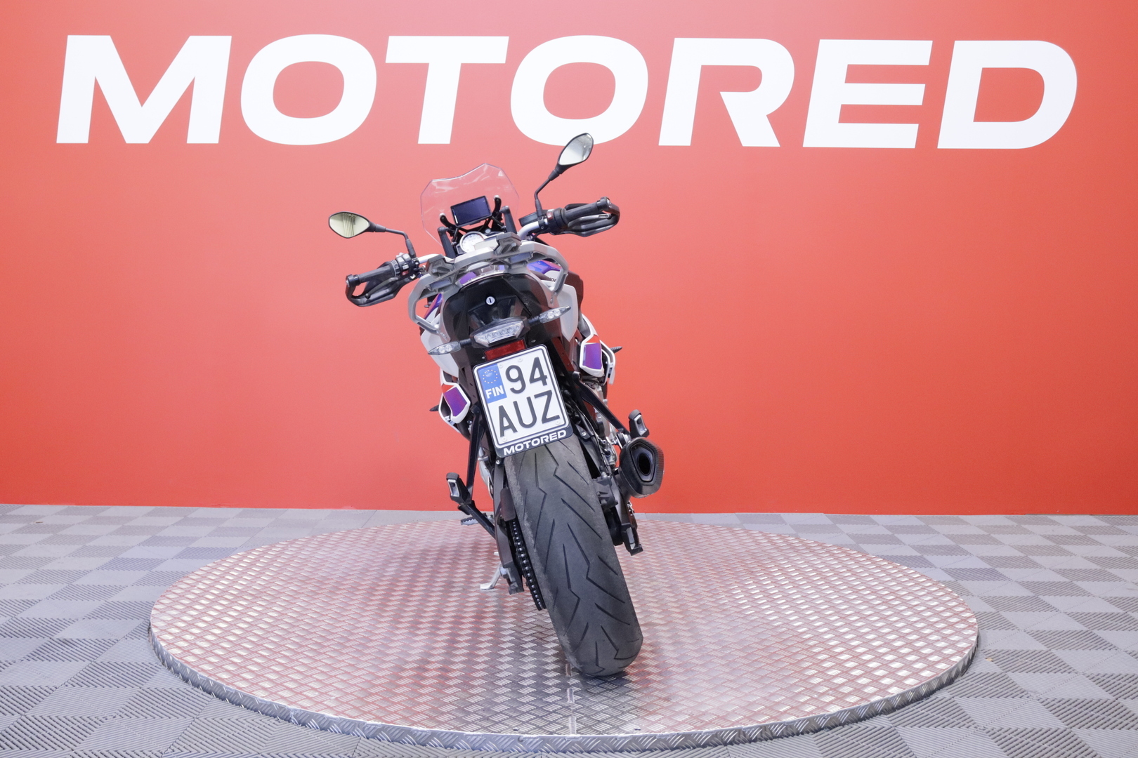 BMW - S - 1000XR // Navi / Vakkari / ESA / SC-Project / Shifter / Ajomodet // - Moottoripyörä