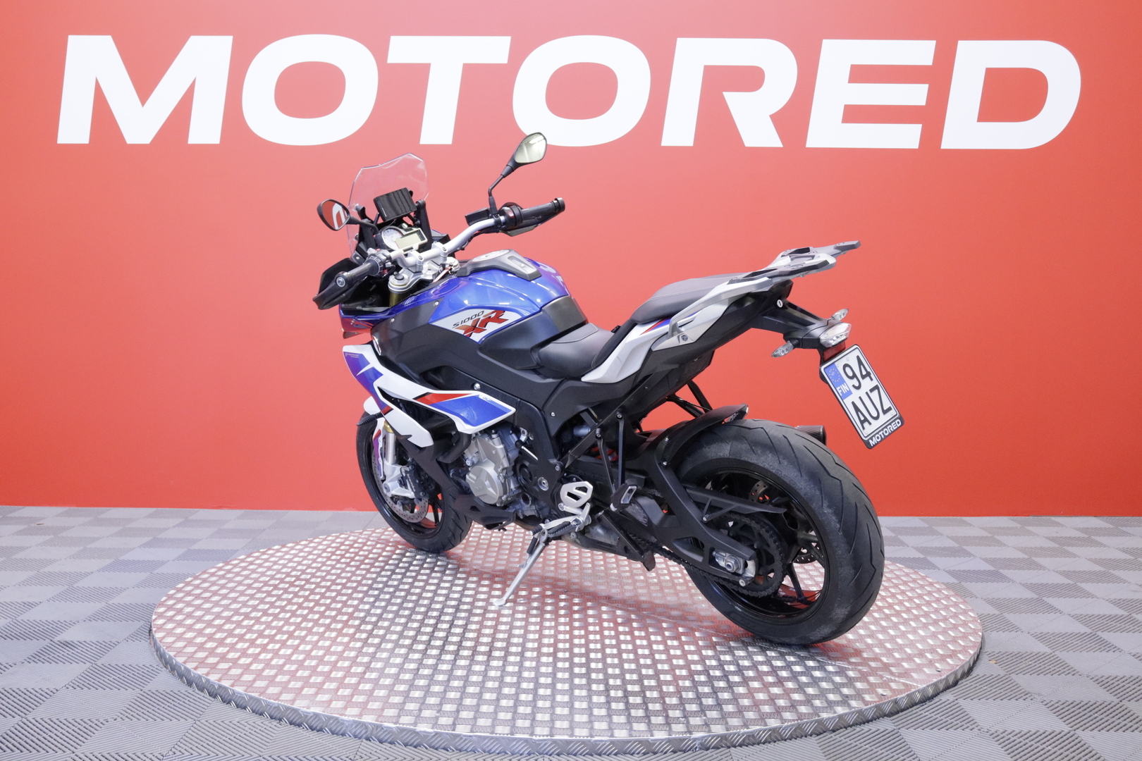 BMW - S - 1000XR // Navi / Vakkari / ESA / SC-Project / Shifter / Ajomodet // - Moottoripyörä