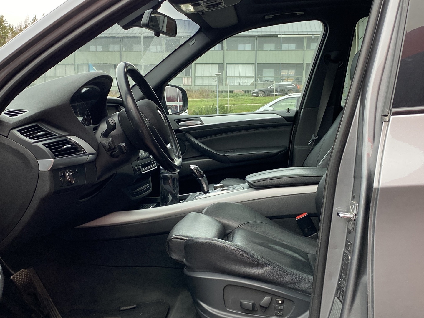 BMW - X5 - 3,0si E70 SAV - Maastoauto