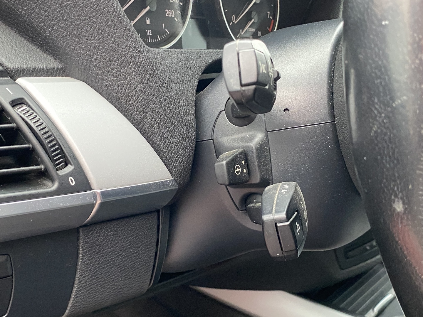BMW - X5 - 3,0si E70 SAV - Maastoauto
