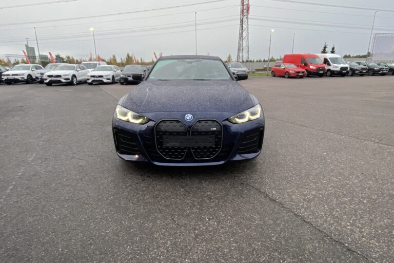 BMW i4