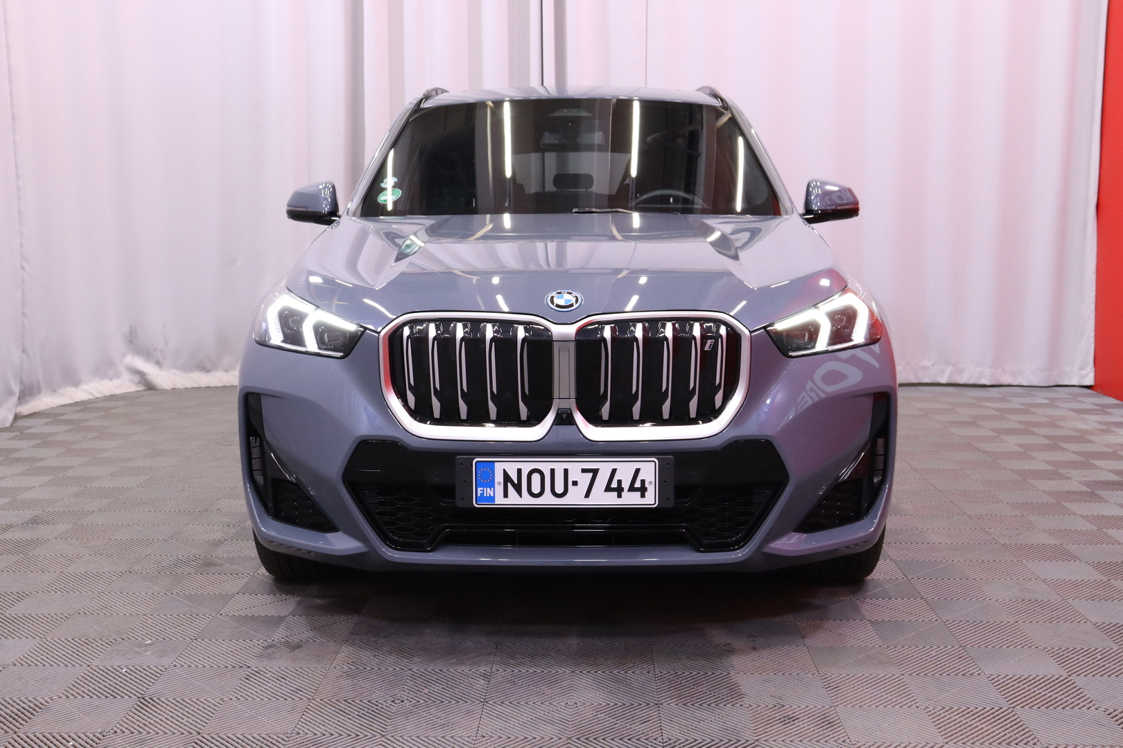 BMW - iX1 - U11 30 xDrive Fully Charged M Sport - Maastoauto