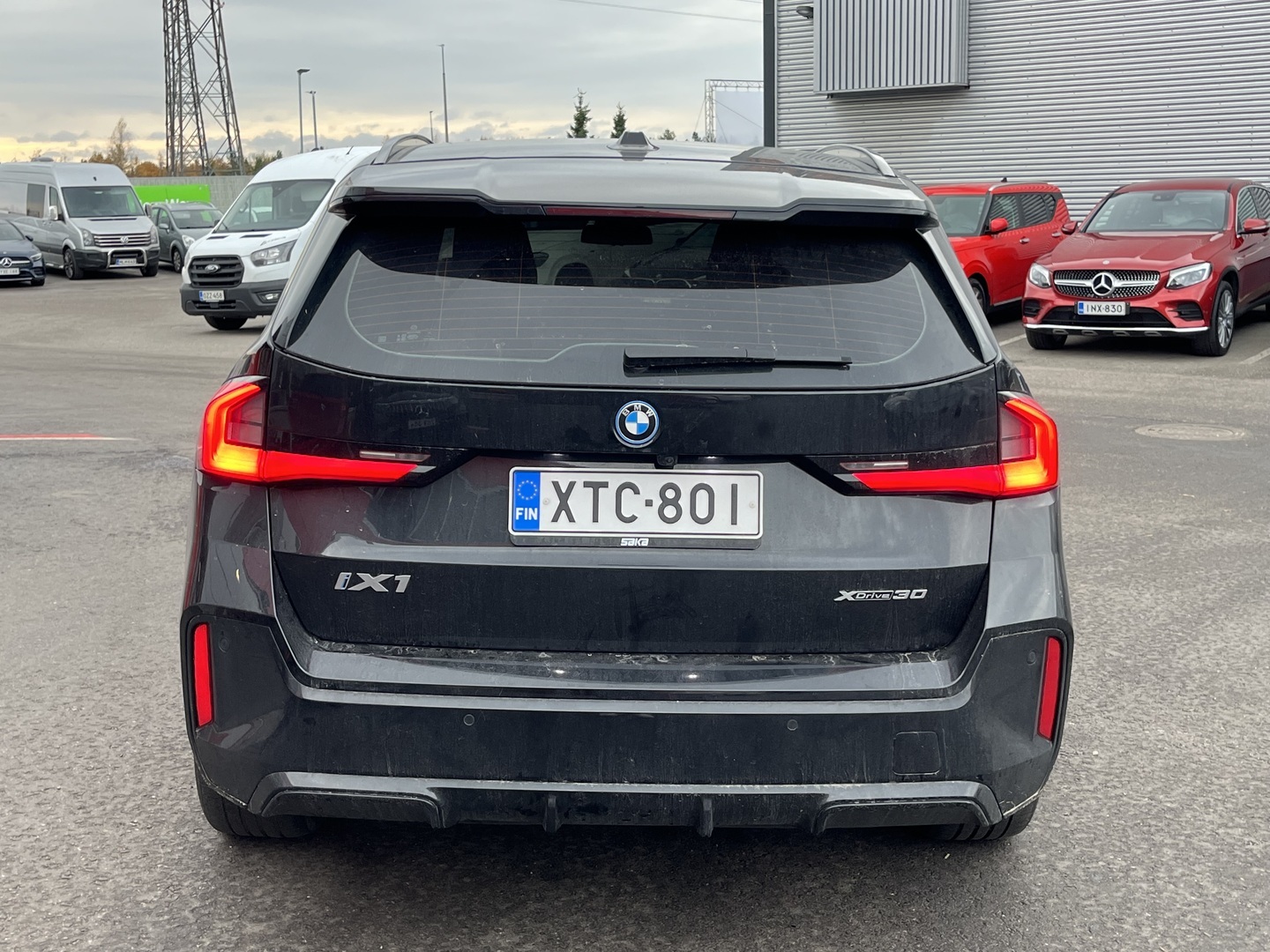 BMW - iX1 - U11 30 xDrive M Sport - Maastoauto