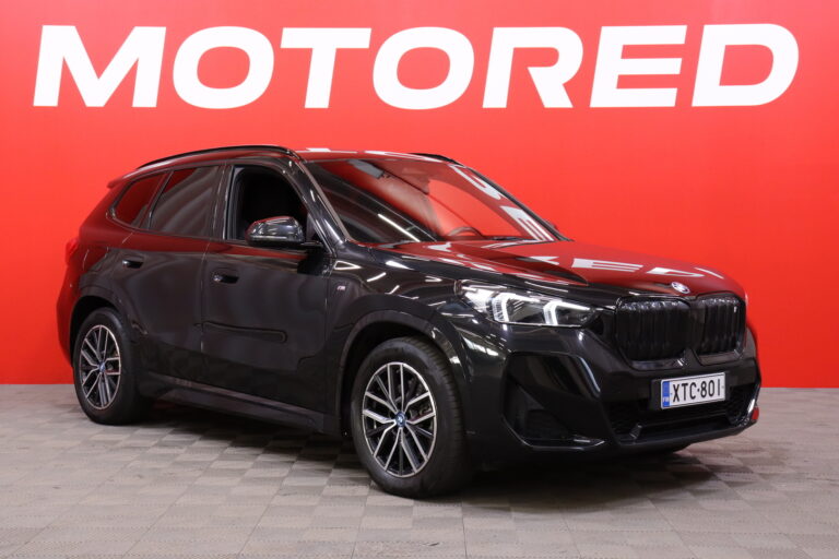 BMW - iX1 - U11 30 xDrive M Sport - Maastoauto
