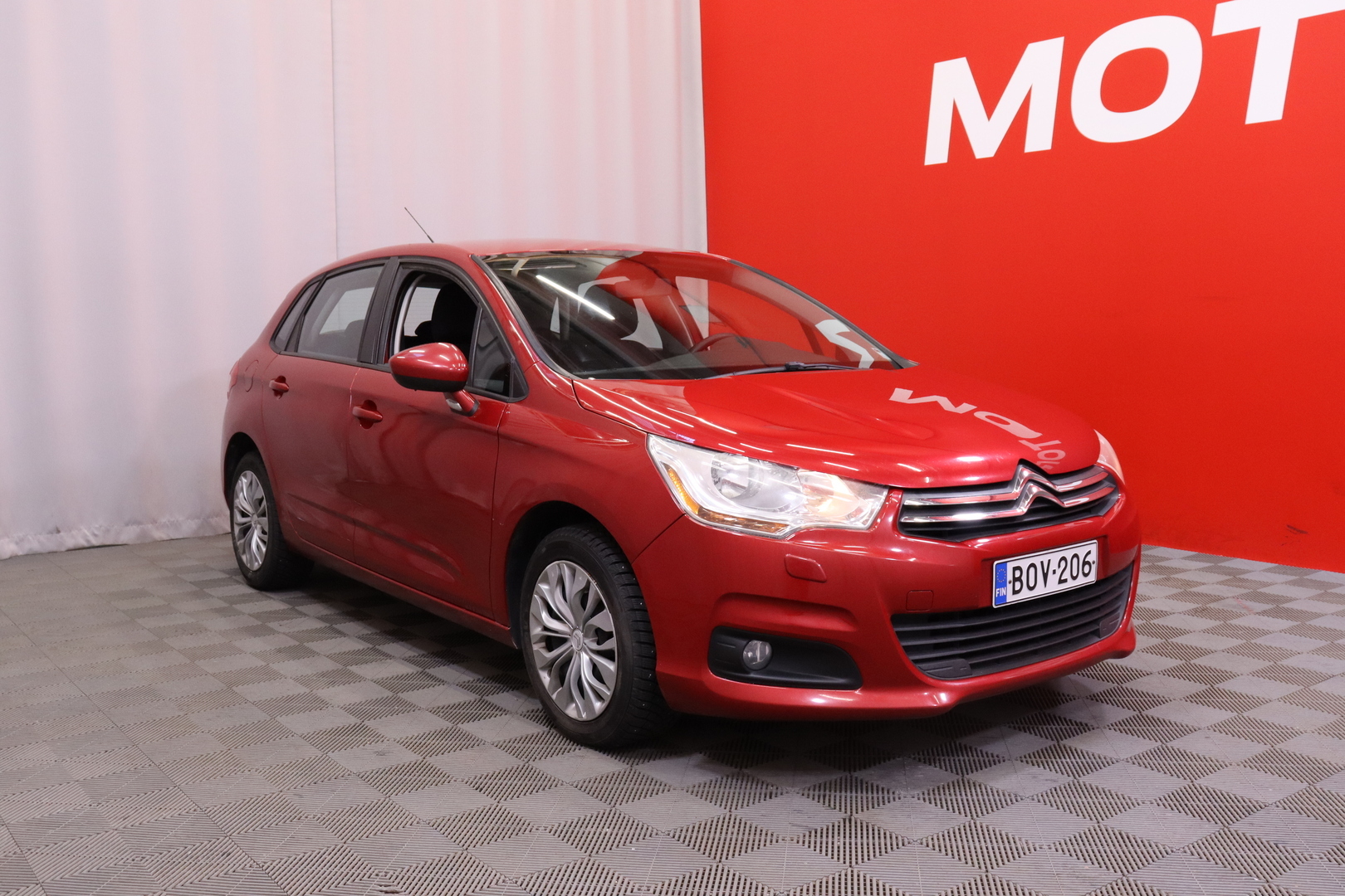 Citroen - C4 - VTi 120 Attraction - Viistoperä