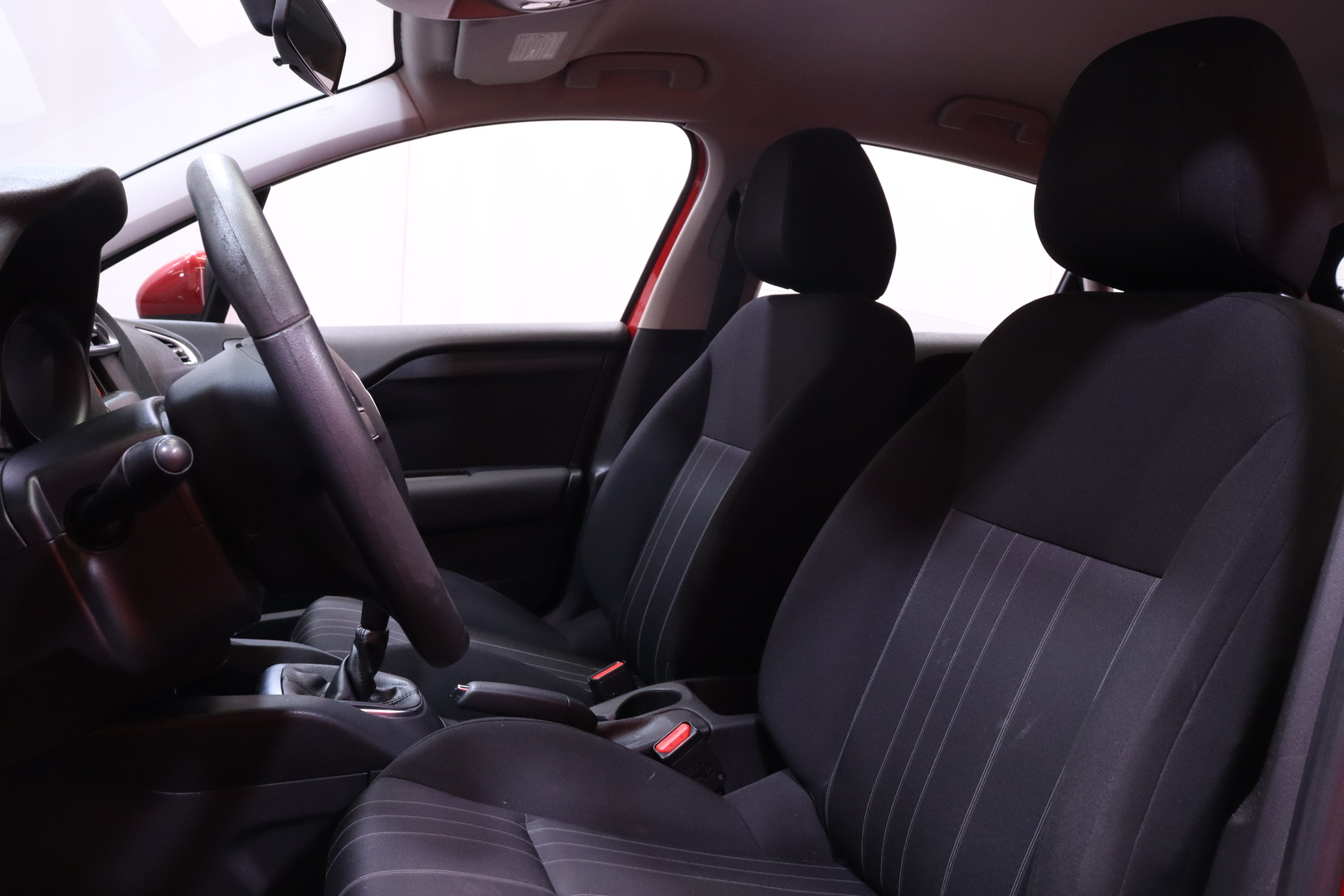 Citroen - C4 - VTi 120 Attraction - Viistoperä