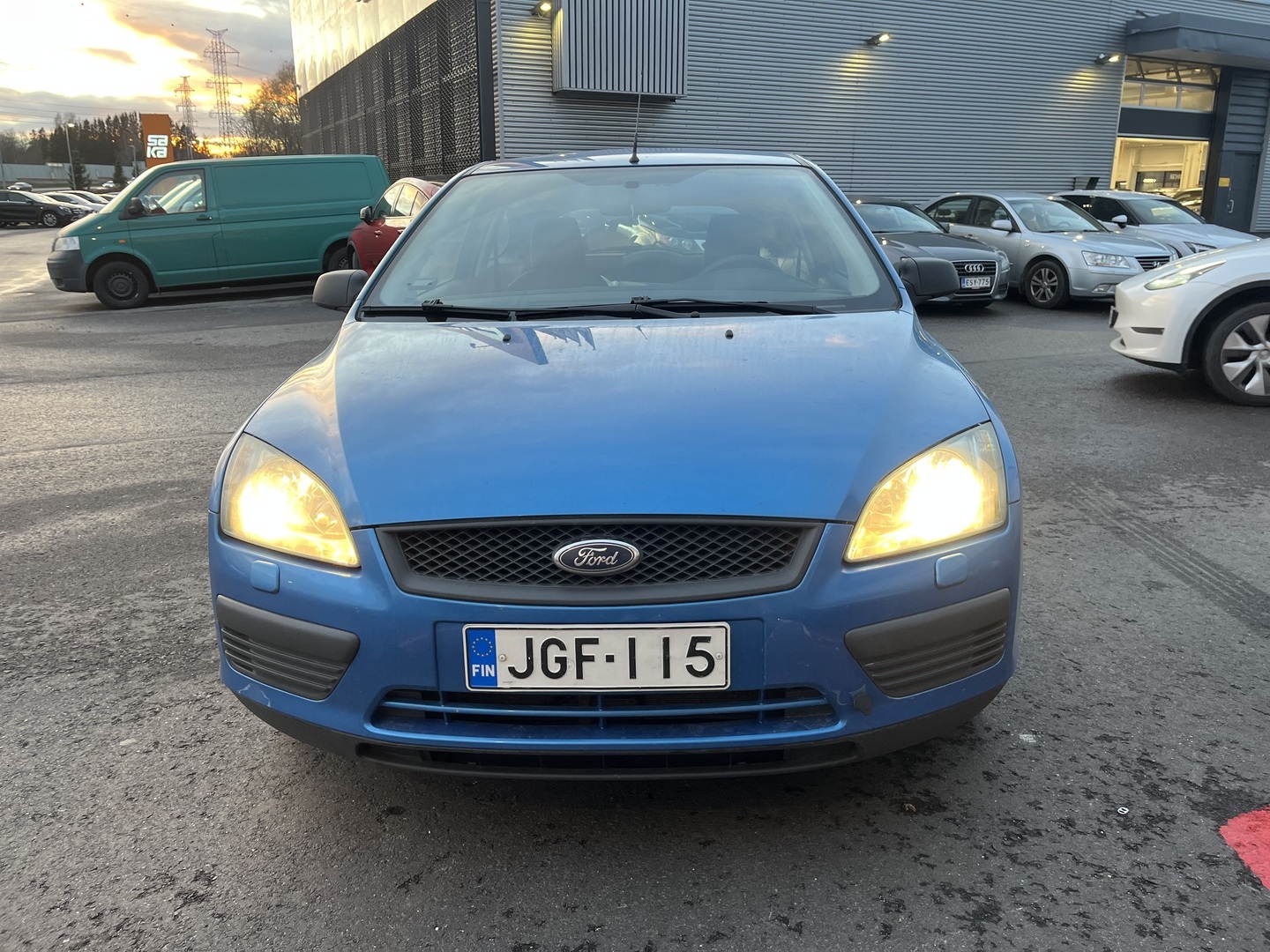 Ford - Focus - 2D FOCUS HATCHBACK 1.6-DA3/264 - Viistoperä