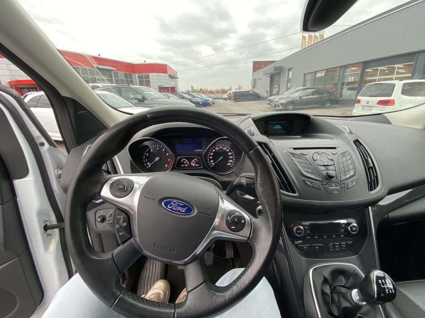 Ford - Kuga - 1,5 EcoBoost 150 hv FWD M6 Titanium 5-ovinen - Maastoauto