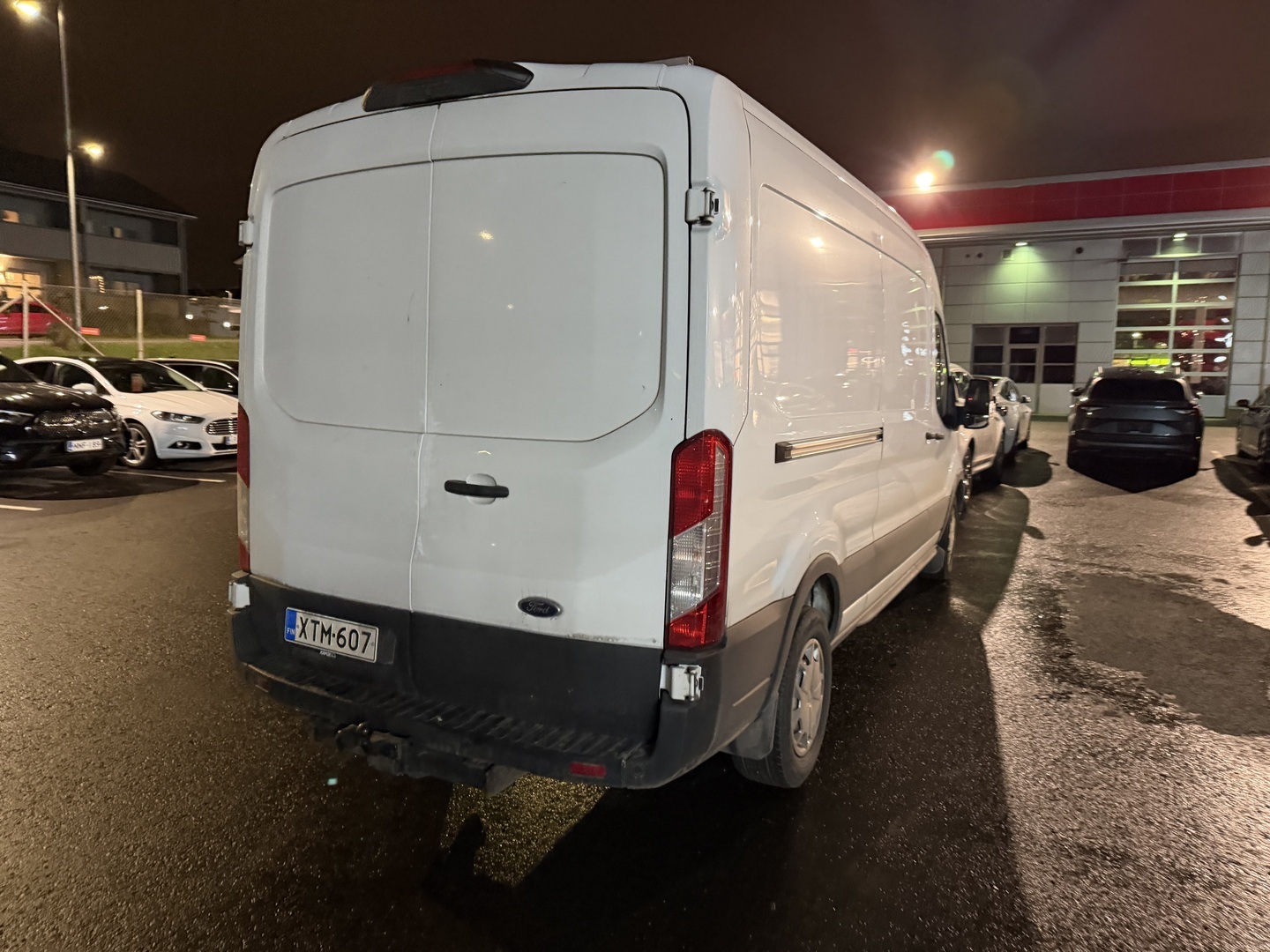 Ford - Transit - Van 350 2,0 TDCi 130 hv A6 Etuveto Limited L3H2 3,39 - Pakettiauto
